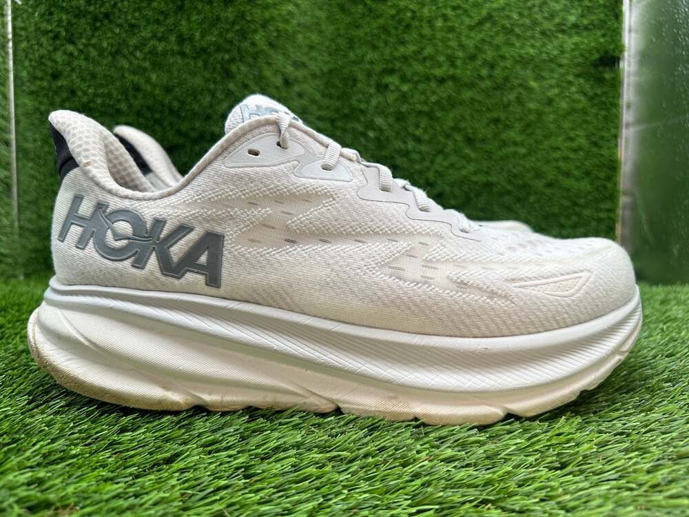 Hoka One One Clifton 9 1132210-NCSW Athletic Sneaker Men 11.5 White Knit Running
